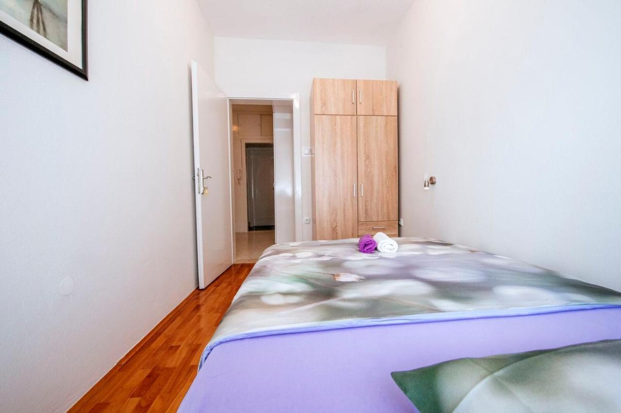 Bayshore Apartment Zara Esterno foto